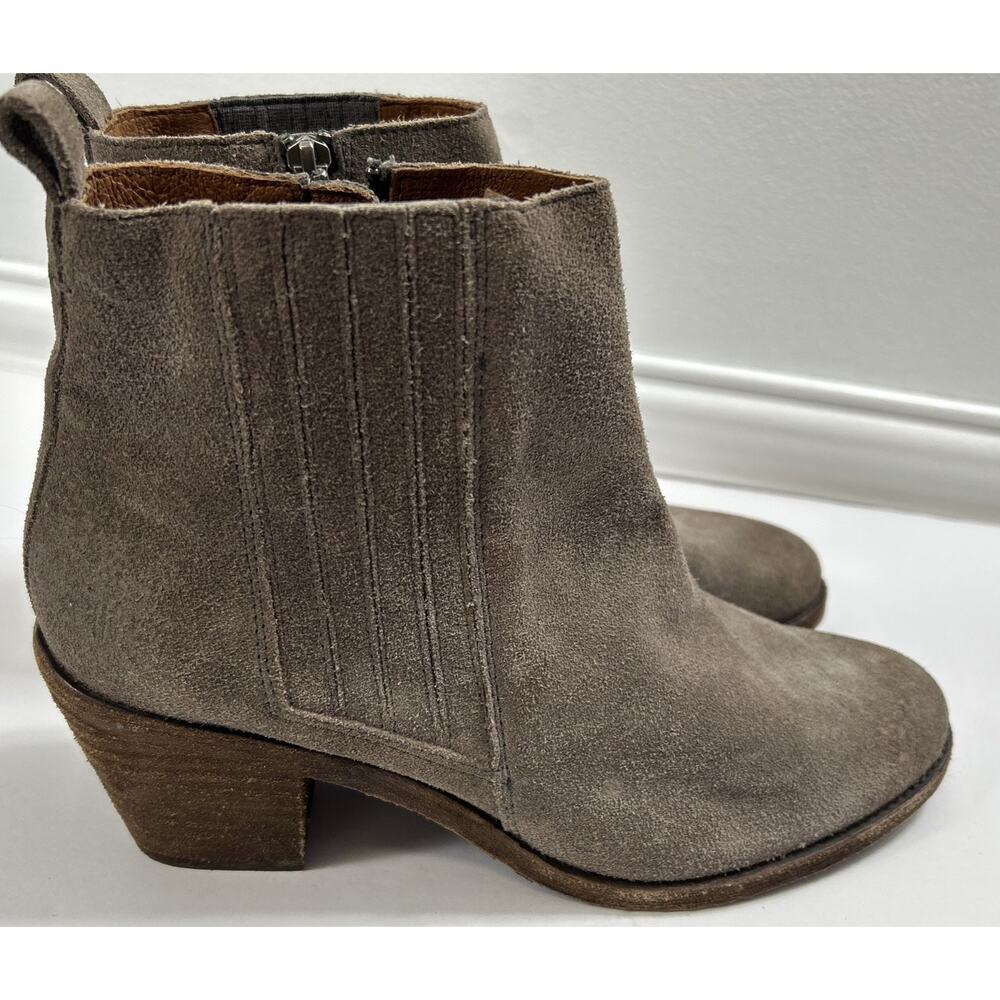 Frye Women’s 9.5 B Gray Suede Sacha Moto Almond Toe Block Heeled Boots Booties